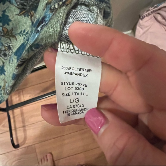 Kenar Short Sleeve too - Picture 2 of 4